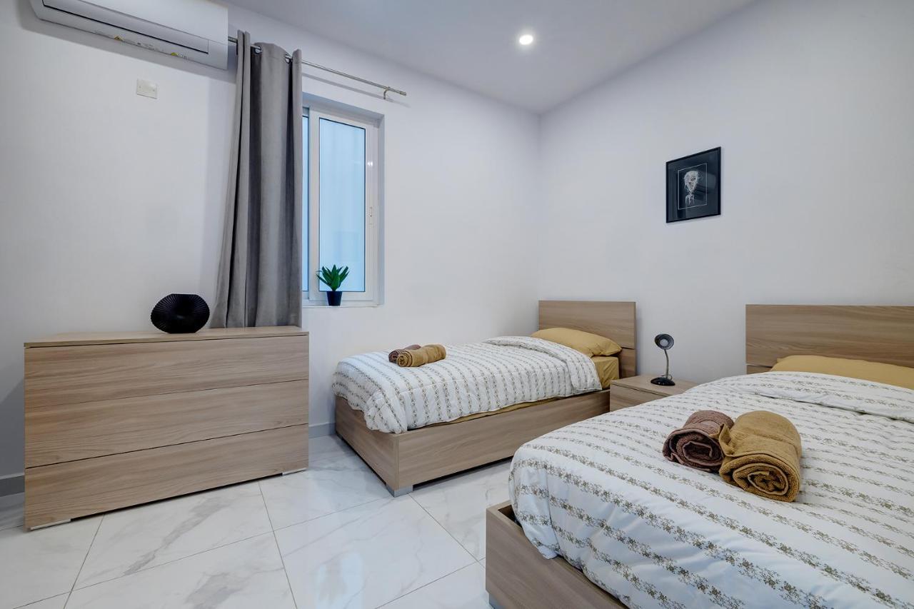 Modern Family Holiday Retreat In Gzira สลีมา ภายนอก รูปภาพ