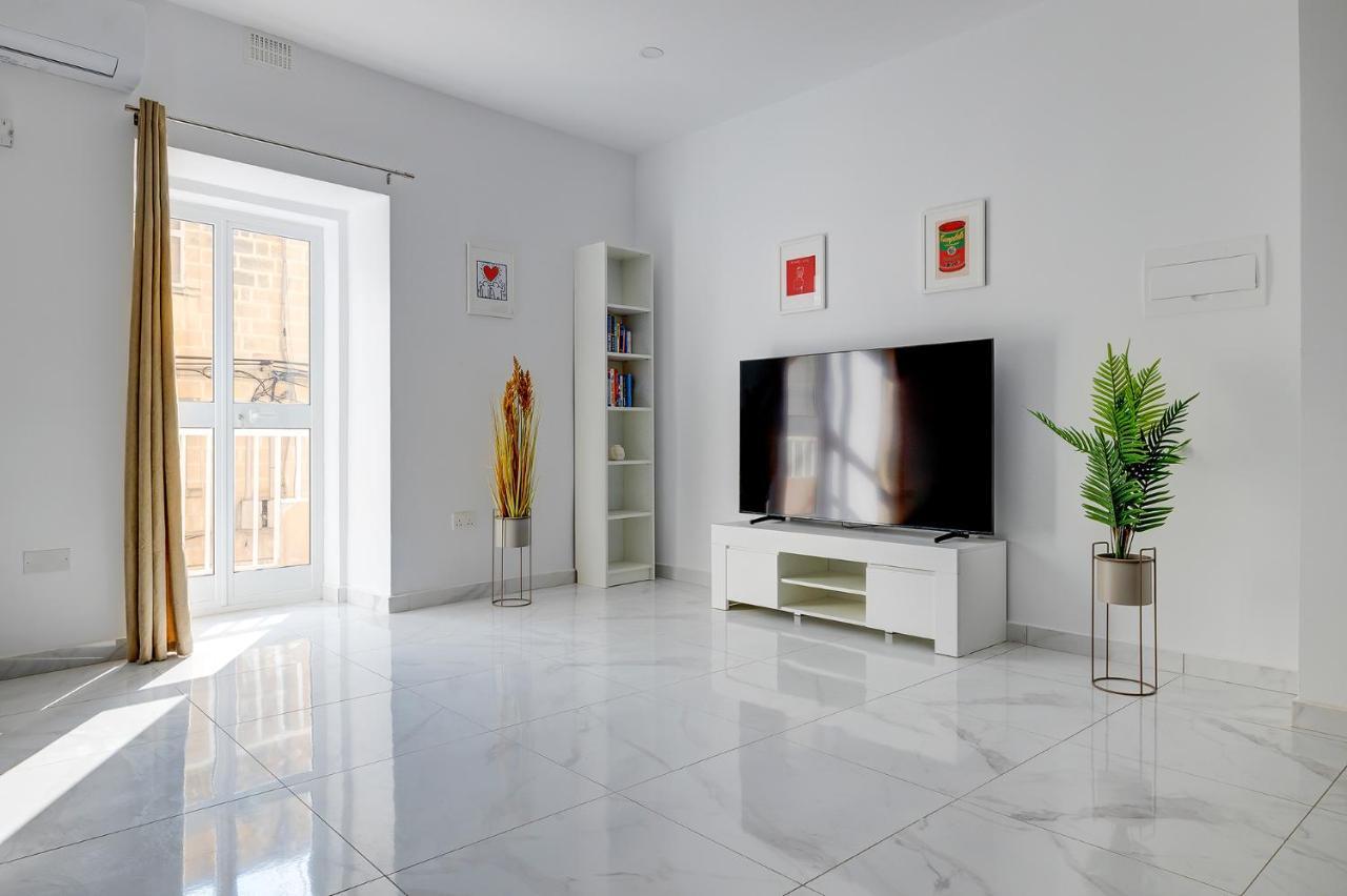 Modern Family Holiday Retreat In Gzira สลีมา ภายนอก รูปภาพ