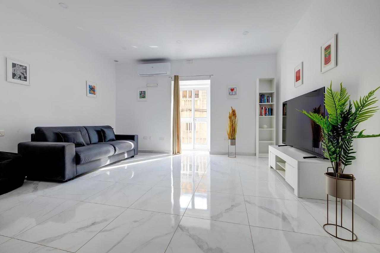 Modern Family Holiday Retreat In Gzira สลีมา ภายนอก รูปภาพ