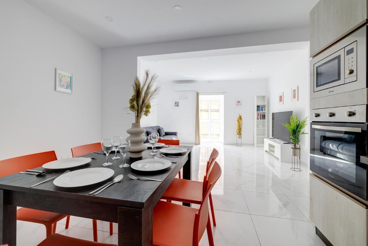 Modern Family Holiday Retreat In Gzira สลีมา ภายนอก รูปภาพ