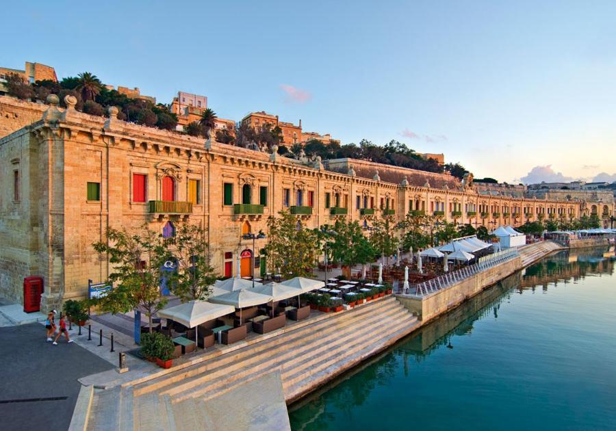 Modern Family Holiday Retreat In Gzira สลีมา ภายนอก รูปภาพ